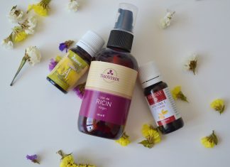 Masca pentru cresterea parului cu ulei de ricin si aplicare acasa
