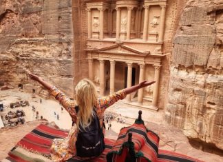 Vizitezi o tara noua? Iata ce ar trebui sa mananci